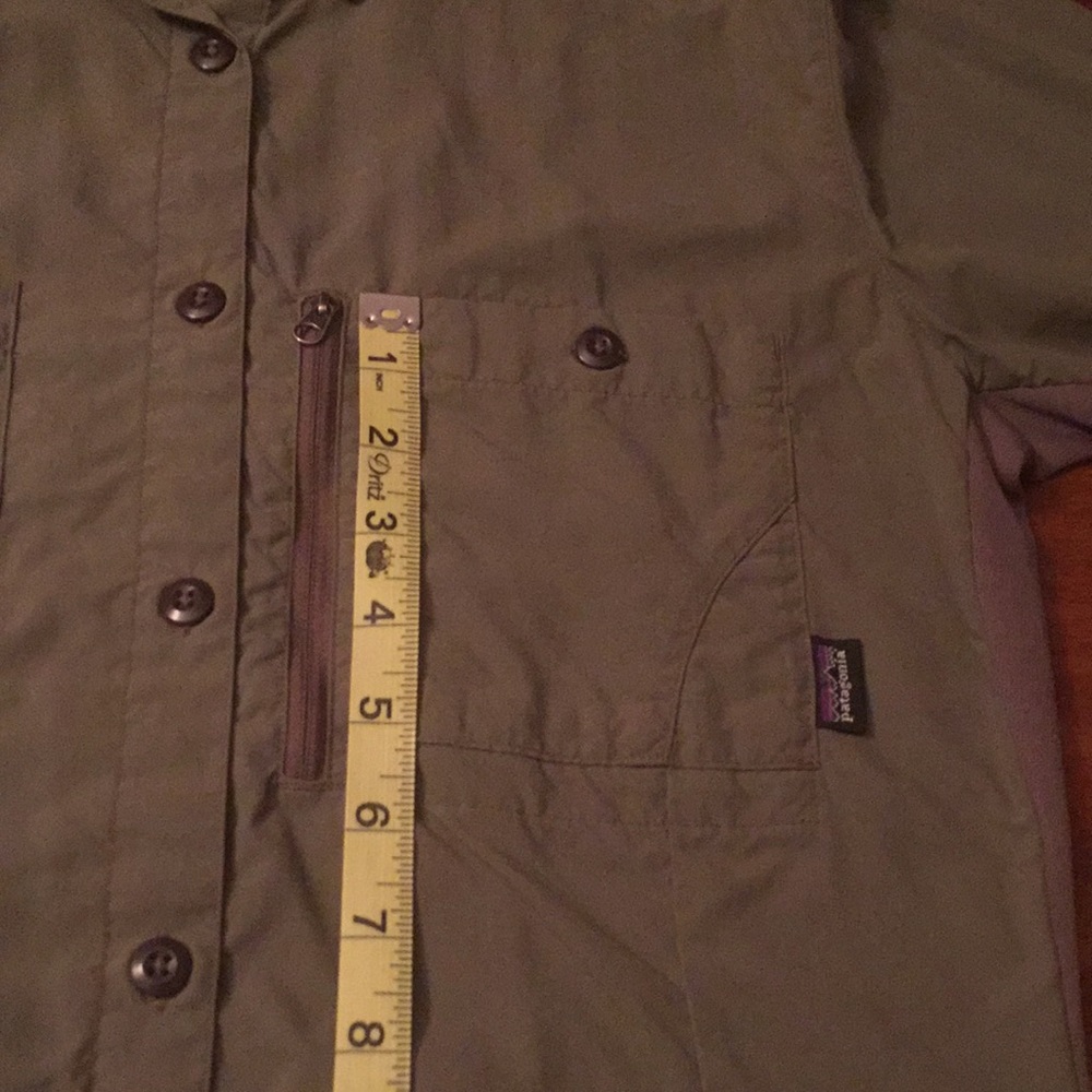 Patagonia Button Down Shirt - Picture 9 of 15